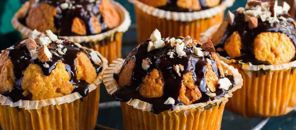 Bolo de Cenoura com Cobertura de Chocolate